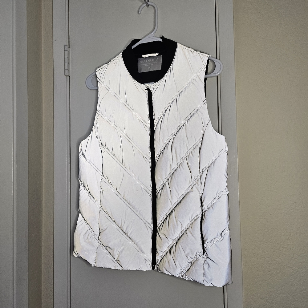 Athleta Women's Silver Quilted Vest - Picture 2 of 16